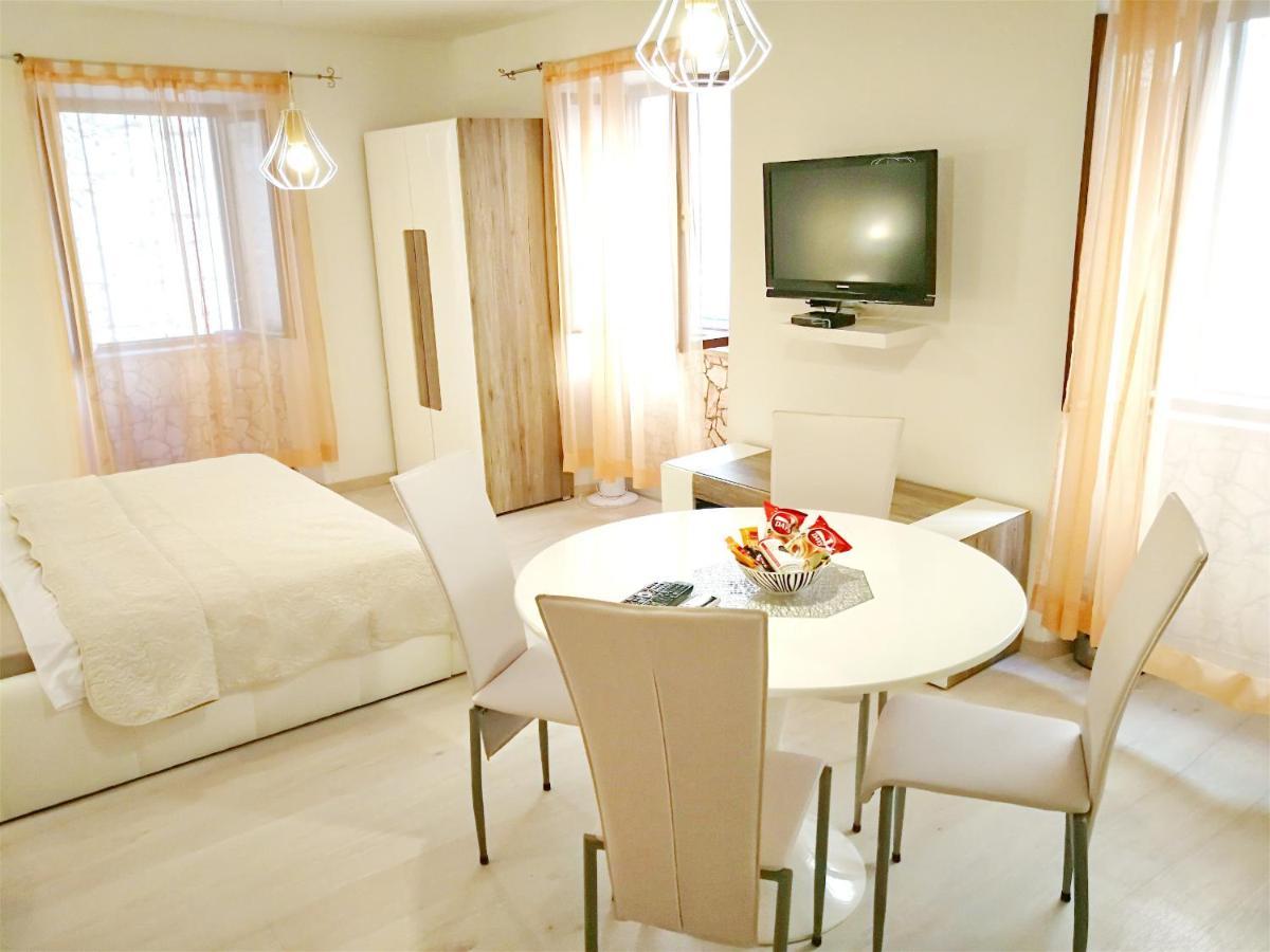 וויס Apartments & Rooms As חדר תמונה