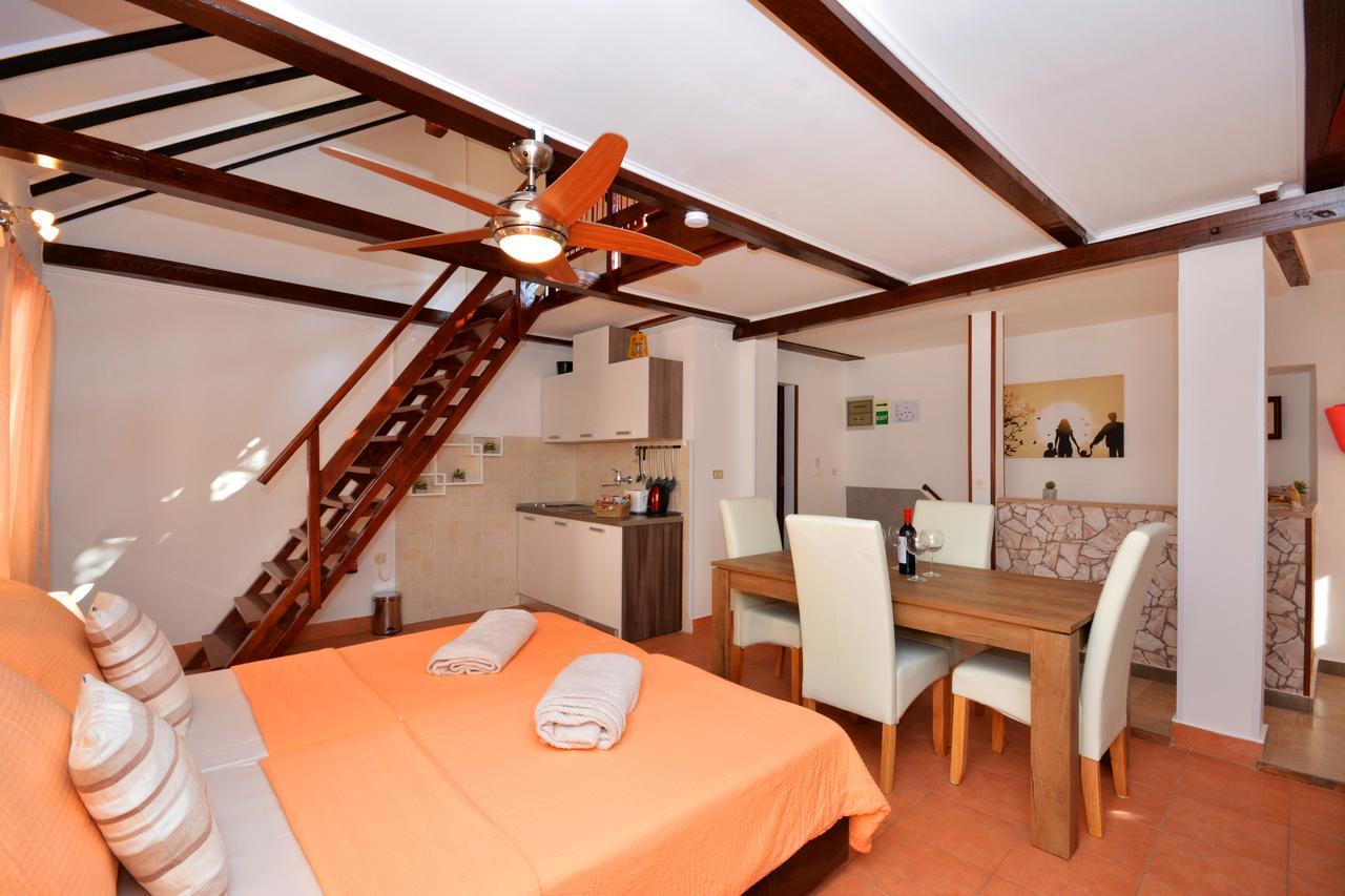 וויס Apartments & Rooms As מראה חיצוני תמונה